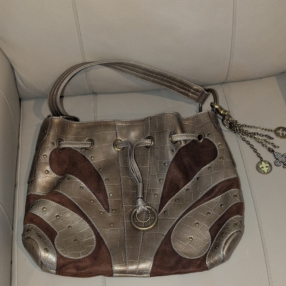 Kathy VanZeeland Metallic Gold And Brown Bucket Shoulder Bag With Bag Charm